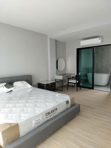 Nirvana DEFINE Krungthep Kreetha, Bangkok, Srinakarin-Romklao Road, Hua Mak, Bang Kapi, Bangkok, 3 Bedrooms, 203 sqm, Townhouse For Rent, by ภาณิณี ศรีไชยยันต์, 500275748 - DDproperty.com