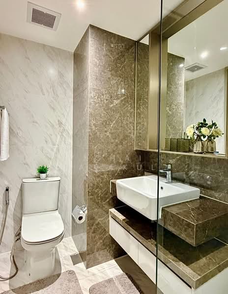 Fynn Asoke, Bangkok, 28 Sukhumvit 10 Alley, Khlong Toei, Khlong Toei, Bangkok, 1 Bedroom, 34 sqm, Condo For Rent, by Vichai  Annavakulthorn, 500275776 - DDproperty.com