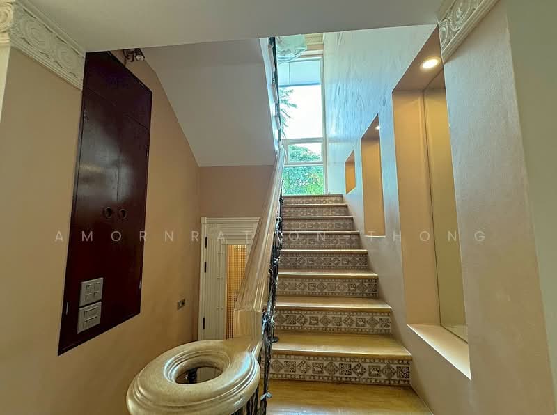 House, Bangkok, Khlong Tan Nua, Watthana, Bangkok, 3 Bedrooms, 450 sqm, Single Detached House For Rent, by Amornrat On-Thong, 500275813 - DDproperty.com