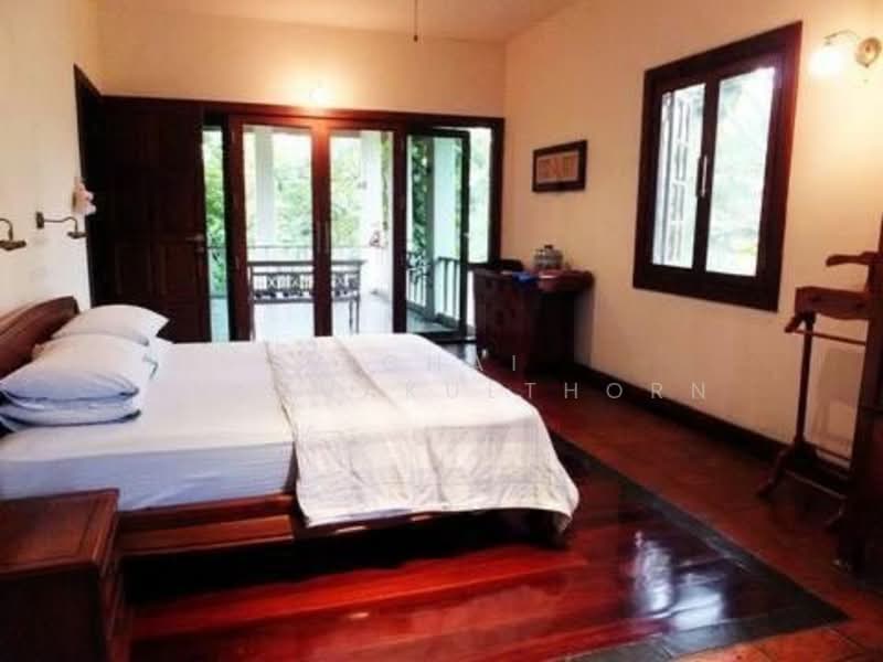 4-BR House, Bangkok, Phra Kanong Nua, Watthana, Bangkok, 4 Bedrooms, 400 sqm, Single Detached House For Rent, by Vichai  Annavakulthorn, 500275822 - DDproperty.com