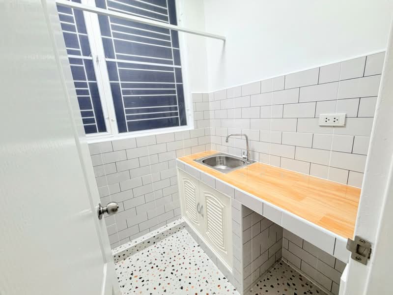 Baan Ua-Athorn Bangphli 4, Samut Prakan, Theparak Road, Bang Sao Thong, Bang Sao Thong, Samut Prakan, 1 Bedroom, 32 sqm, Condo For Sale, by The Best Property แก้มบุ๋ม, 500275830 - DDproperty.com