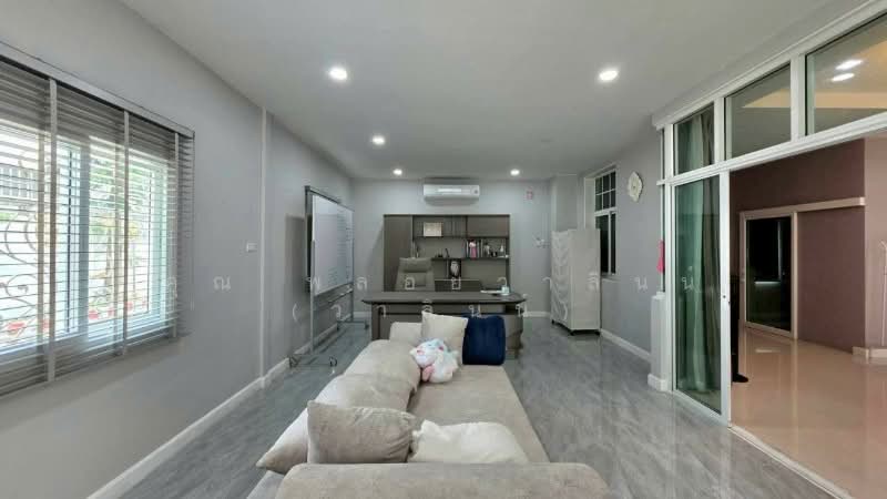 Bangkok Boulevard Ratchapruek – Rama 5 (1), Nonthaburi, Ratchaphruek Road, Bang Krang, Muang Nonthaburi, Nonthaburi, 3 Bedrooms, 300 sqm, Single Detached House For Sale, by คุณ พลอยวาลินน์ (วาลินน์), 500275836 - DDproperty.com