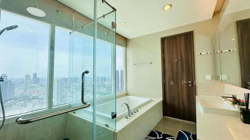 Menam Residences, Bangkok, 2088 Charoenkrung Road, Wat Prayakrai, Bang Kho Laem, Bangkok, 3 Bedrooms, 160 sqm, Condo For Rent, by Piyawan Maiyapan, 500275843 - DDproperty.com