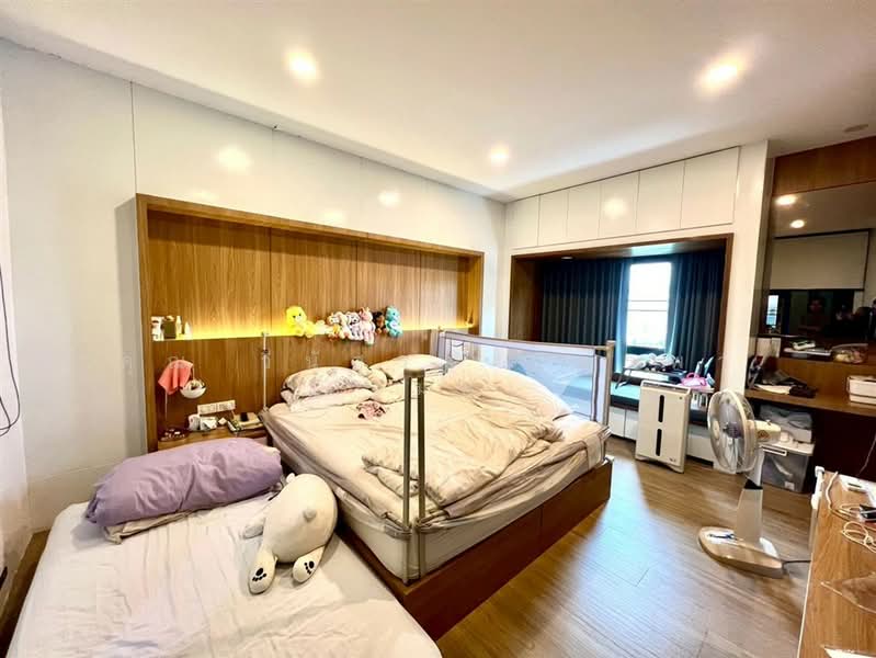 ทาวน์โฮม 3 ชั้น 33 ตร.ว. ทาวน์โฮม ซอยโชคชัย4 ซอย24 ถนนโชคชัย4, Bangkok, ถนนโชคชัย4, Lat Phrao, Lat Phrao, Bangkok, 2 Bedrooms, 180 sqm, Townhouse For Sale, by คุณ วีนัสรา บุตรพา (เมล), 500275855 - DDproperty.com