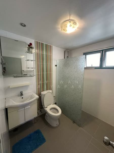 Waterford Park Rama 4, Bangkok, 77 Phum Chit Alley, Phra Kanong, Khlong Toei, Bangkok, 2 Bedrooms, 100 sqm, Condo For Rent, by Piyawan Maiyapan, 500275878 - DDproperty.com