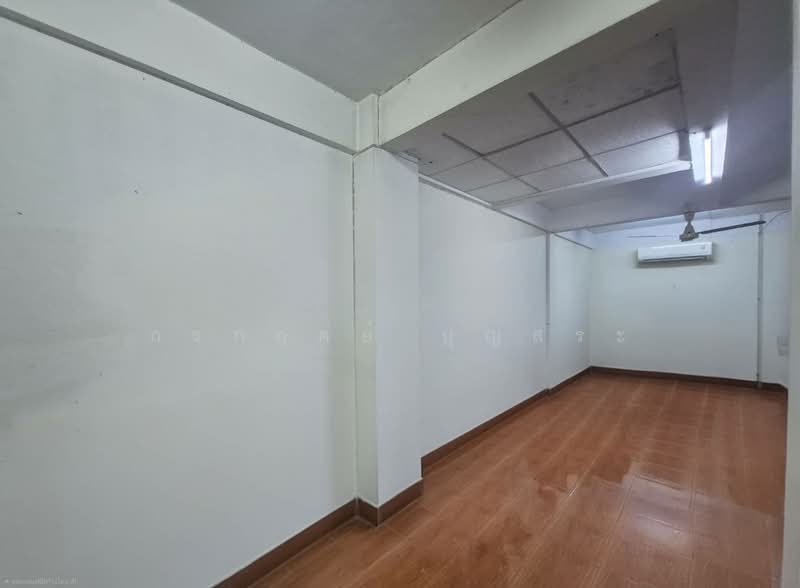 Suksan 9 Village : หมู่บ้านสุขสันต์ 9 เพชรเกษม 110, Bangkok, เพชรเกษม 110, Nong Kang Plu, Nong Khaem, Bangkok, 2 Bedrooms, 110 sqm, Townhouse For Sale, by กรกฤตย์ บุญสระ, 500275886 - DDproperty.com