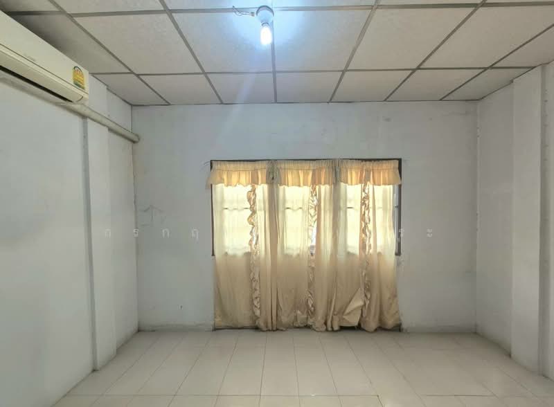 Suksan 9 Village : หมู่บ้านสุขสันต์ 9 เพชรเกษม 110, Bangkok, เพชรเกษม 110, Nong Kang Plu, Nong Khaem, Bangkok, 2 Bedrooms, 110 sqm, Townhouse For Sale, by กรกฤตย์ บุญสระ, 500275886 - DDproperty.com