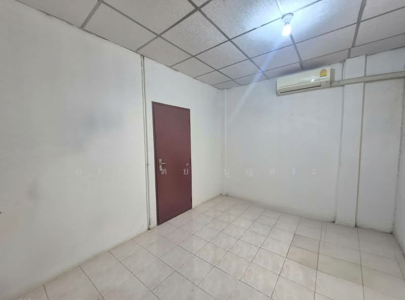 Suksan 9 Village : หมู่บ้านสุขสันต์ 9 เพชรเกษม 110, Bangkok, เพชรเกษม 110, Nong Kang Plu, Nong Khaem, Bangkok, 2 Bedrooms, 110 sqm, Townhouse For Sale, by กรกฤตย์ บุญสระ, 500275886 - DDproperty.com