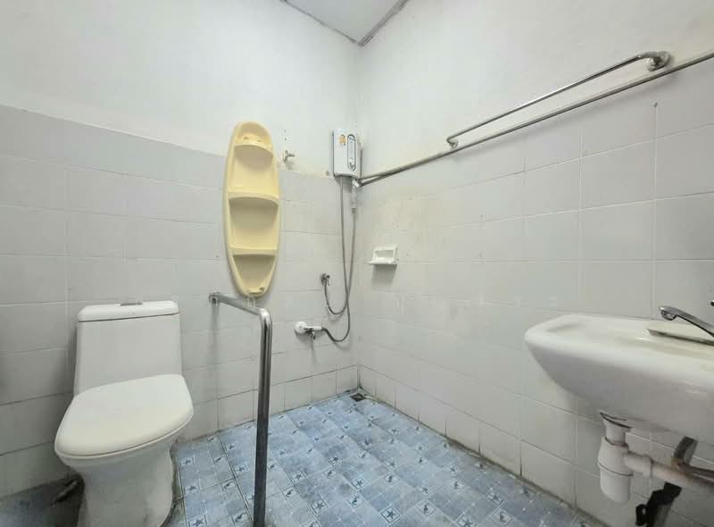 Suksan 9 Village : หมู่บ้านสุขสันต์ 9 เพชรเกษม 110, Bangkok, เพชรเกษม 110, Nong Kang Plu, Nong Khaem, Bangkok, 2 Bedrooms, 110 sqm, Townhouse For Sale, by กรกฤตย์ บุญสระ, 500275886 - DDproperty.com