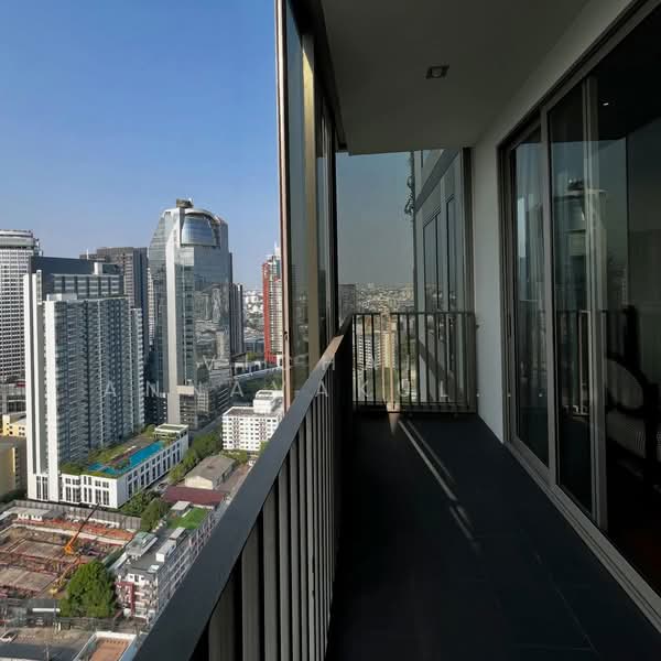 ASHTON Morph 38, Bangkok, 88 Soi Sukhumvit 38, Phra Kanong, Khlong Toei, Bangkok, 3 Bedrooms, 130 sqm, Condo For Rent, by Vichai  Annavakulthorn, 500275890 - DDproperty.com