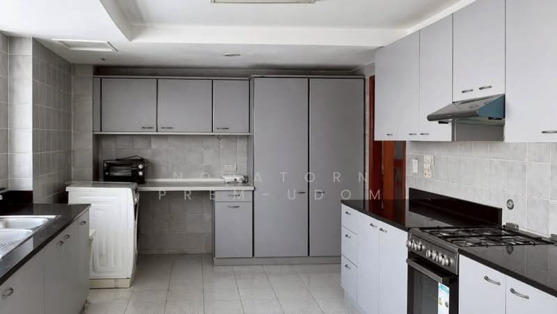 President Park Sukhumvit 24, Bangkok, 99 Sukhumvit 24 Alley, Khlongtoei Nua, Watthana, Bangkok, 3 Bedrooms, 261 sqm, Condo For Rent, by Nopatorn Prem-udom, 500275895 - DDproperty.com