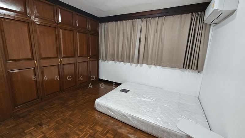 Tai Ping Towers, Bangkok, 582 Soi Sukhumvit 63, Khlong Tan Nua, Watthana, Bangkok, 4 Bedrooms, 252 sqm, Condo For Rent, by BANGKOK PROPERTY AGENTS, 500275922 - DDproperty.com