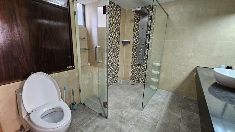 Tai Ping Towers, Bangkok, 582 Soi Sukhumvit 63, Khlong Tan Nua, Watthana, Bangkok, 4 Bedrooms, 252 sqm, Condo For Rent, by BANGKOK PROPERTY AGENTS, 500275922 - DDproperty.com
