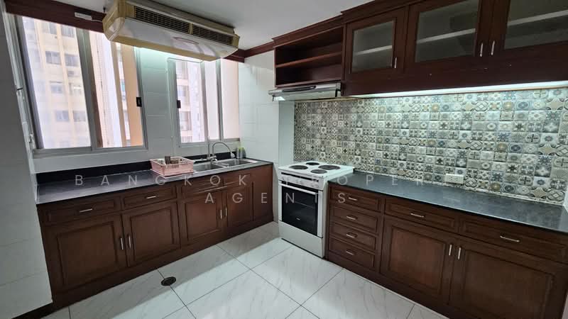Tai Ping Towers, Bangkok, 582 Soi Sukhumvit 63, Khlong Tan Nua, Watthana, Bangkok, 4 Bedrooms, 252 sqm, Condo For Rent, by BANGKOK PROPERTY AGENTS, 500275922 - DDproperty.com