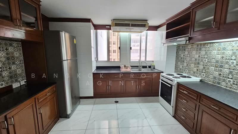 Tai Ping Towers, Bangkok, 582 Soi Sukhumvit 63, Khlong Tan Nua, Watthana, Bangkok, 4 Bedrooms, 252 sqm, Condo For Rent, by BANGKOK PROPERTY AGENTS, 500275922 - DDproperty.com
