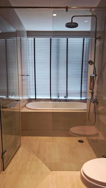 The Emporio Place, Bangkok, 93 Soi Sukhumvit 24, Sukhumvit Road, Khong Tan, Khlong Toei, Bangkok, 1 Bedroom, 65 sqm, Condo For Rent, by Vichai  Annavakulthorn, 500275943 - DDproperty.com