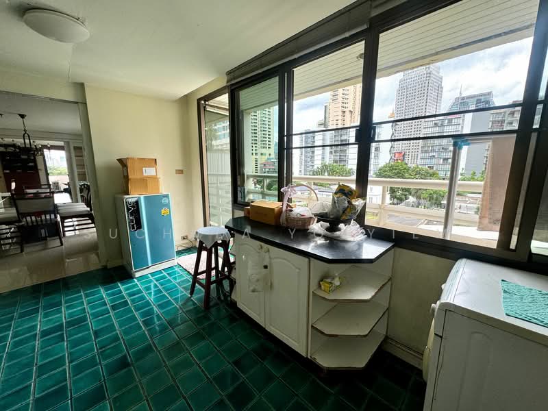 Fairview Tower, Bangkok, 40 Soi Sukhumvit 18, Khlong Toei, Khlong Toei, Bangkok, 3 Bedrooms, 257 sqm, Condo For Sale, by Suchada Yodyiem, 500275953 - DDproperty.com