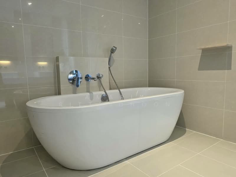 Baan Lux Sathon, Bangkok, Soi Meksawat, Chong Nonsi, Yan Nawa, Bangkok, 3 Bedrooms, 304 sqm, Condo For Sale, by Amarin Sitthidhoon, 500275958 - DDproperty.com