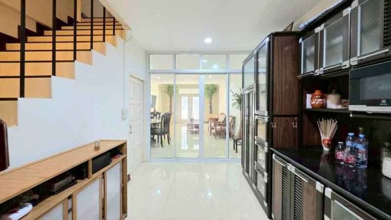 อาคารพาณิชย์ 5 ชั้น ซอยเจริญนคร ธนบุรี ตกแต่งครบ พร้อมอยู่, กรุงเทพ, เจริญนคร, ดาวคะนอง, ธนบุรี, กรุงเทพ, 300 ตร.ม., ตึกแถว-อาคารพาณิชย์ ขาย, โดย คุณพลอยวาลินน์ (วาลินน์), 500275987 - DDproperty.com