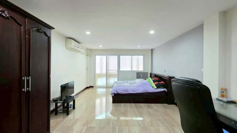 อาคารพาณิชย์ 5 ชั้น ซอยเจริญนคร ธนบุรี ตกแต่งครบ พร้อมอยู่, Bangkok, เจริญนคร, Dao Khanong, Thon Buri, Bangkok, , 300 sqm, Shophouse For Sale, by คุณพลอยวาลินน์ (วาลินน์), 500275987 - DDproperty.com