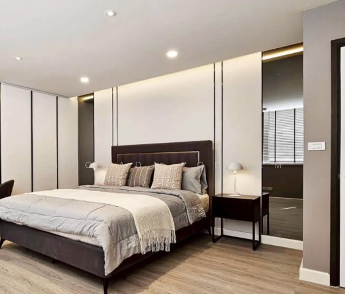 President Park Sukhumvit 24, Bangkok, 99 Sukhumvit 24 Alley, Khlongtoei Nua, Watthana, Bangkok, 3 Bedrooms, 223 sqm, Condo For Sale, by Suchada Yodyiem, 500275991 - DDproperty.com