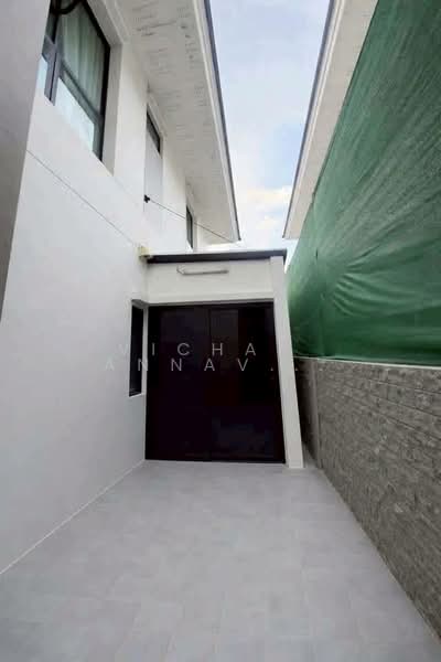 Prinn Sathorn-Ratchaphruek, Bangkok, Ratchaphruek Road, Bang Chak, Phasi Charoen, Bangkok, 4 Bedrooms, 400 sqm, Single Detached House For Rent, by Vichai  Annavakulthorn, 500276001 - DDproperty.com