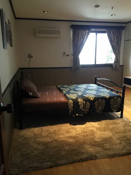 Baan Suanpetch, Bangkok, 18 Soi Sukhumvit 39, Khlong Tan Nua, Watthana, Bangkok, 2 Bedrooms, 135 sqm, Condo For Sale, by Nuttharom Linla, 500276024 - DDproperty.com