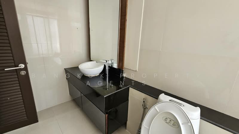 Nusasiri Grand, Bangkok, Soi Sukhumvit 42, Phra Kanong, Khlong Toei, Bangkok, 3 Bedrooms, 156 sqm, Condo For Rent, by BANGKOK PROPERTY AGENTS, 500276041 - DDproperty.com