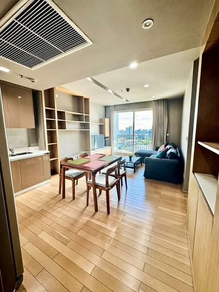 Siri At Sukhumvit, Bangkok, 902 Sukhumvit Road, Phra Kanong, Khlong Toei, Bangkok, 2 Bedrooms, 70 sqm, Condo For Rent, by Khun Toey เตย, 500276045 - DDproperty.com