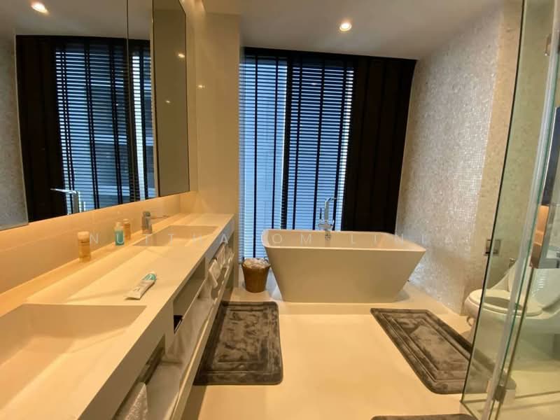 Vittorio 39, Bangkok, 8 Sukhumvit, Khlong Tan Nua, Watthana, Bangkok, 2 Bedrooms, 136 sqm, Condo For Sale, by Nuttharom Linla, 500276072 - DDproperty.com