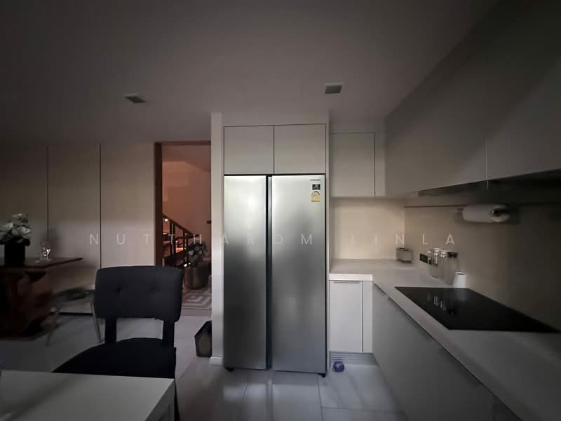 Quarter 31, Bangkok, 333 Soi Sukhumvit 31, Khlong Tan Nua, Watthana, Bangkok, 4 Bedrooms, 431 sqm, Townhouse For Sale, by Nuttharom Linla, 500276101 - DDproperty.com
