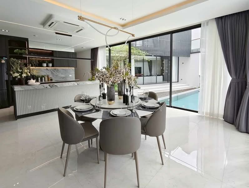 ให้เช่า - บ้านพูลวิลล่า 2 ชั้น Modern & Contemporary, เชียงใหม่
