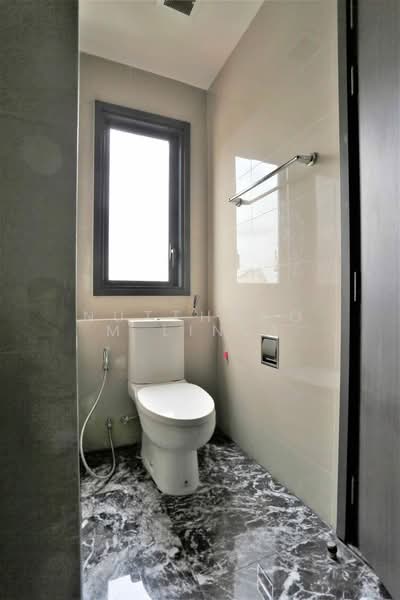 The Edge Sukhumvit 23, Bangkok, 6 Soi Sukhumvit 23, Khlongtoei Nua, Watthana, Bangkok, 1 Bedroom, 43 sqm, Condo For Sale, by Nuttharom Linla, 500276138 - DDproperty.com