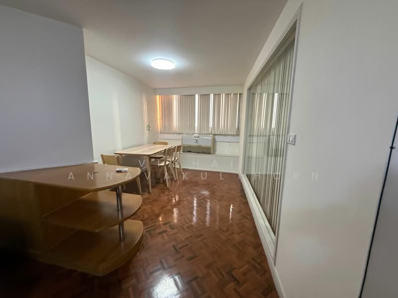 Tai Ping Towers, Bangkok, 582 Soi Sukhumvit 63, Khlong Tan Nua, Watthana, Bangkok, 2 Bedrooms, 130 sqm, Condo For Rent, by Vichai  Annavakulthorn, 500276156 - DDproperty.com