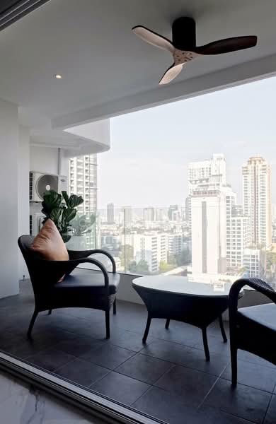 D.S. Tower 1 Sukhumvit 33, Bangkok, Soi Phrom Chit, Khlong Tan Nua, Watthana, Bangkok, 3 Bedrooms, 250 sqm, Condo For Rent, by Nopatorn Prem-udom, 500276193 - DDproperty.com