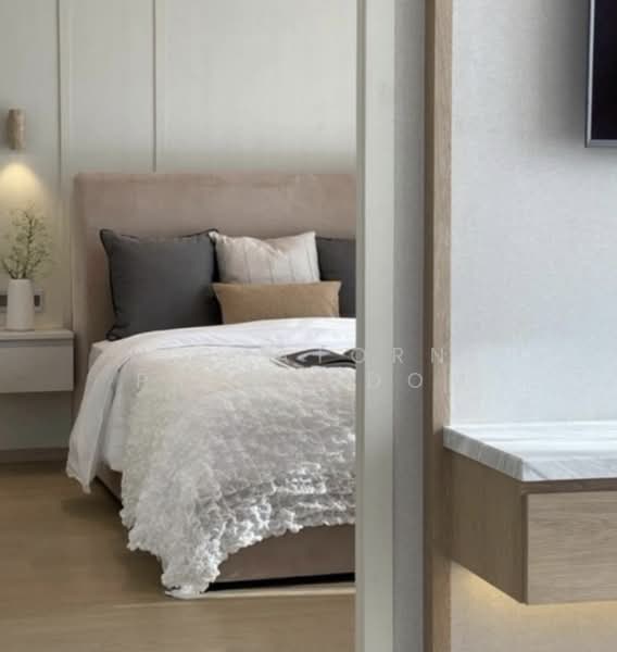 The Strand Thonglor, Bangkok, 36 Soi Sukhumvit 55, Khlong Tan Nua, Watthana, Bangkok, 2 Bedrooms, 91 sqm, Condo For Rent, by Nopatorn Prem-udom, 500276212 - DDproperty.com