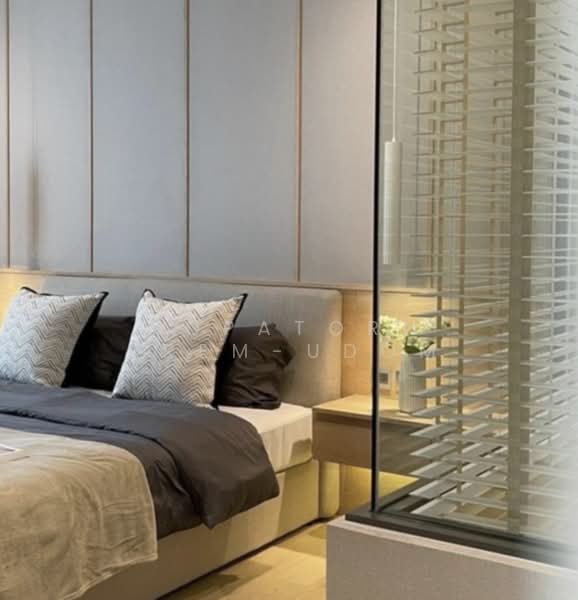 The Strand Thonglor, Bangkok, 36 Soi Sukhumvit 55, Khlong Tan Nua, Watthana, Bangkok, 2 Bedrooms, 91 sqm, Condo For Rent, by Nopatorn Prem-udom, 500276212 - DDproperty.com