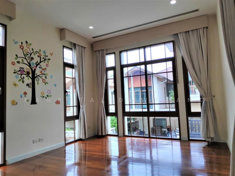 Baan Sansiri Sukhumvit 67, Bangkok, 32 Soi Sukhumvit 67, Phra Kanong Nua, Watthana, Bangkok, 4 Bedrooms, 396 sqm, Single Detached House For Rent, by Kanrutai Dawruang, 500276217 - DDproperty.com