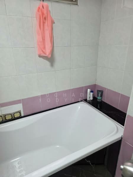 Tai Ping Towers, Bangkok, 582 Soi Sukhumvit 63, Khlong Tan Nua, Watthana, Bangkok, 4 Bedrooms, 231 sqm, Condo For Sale, by Suchada Yodyiem, 500276231 - DDproperty.com