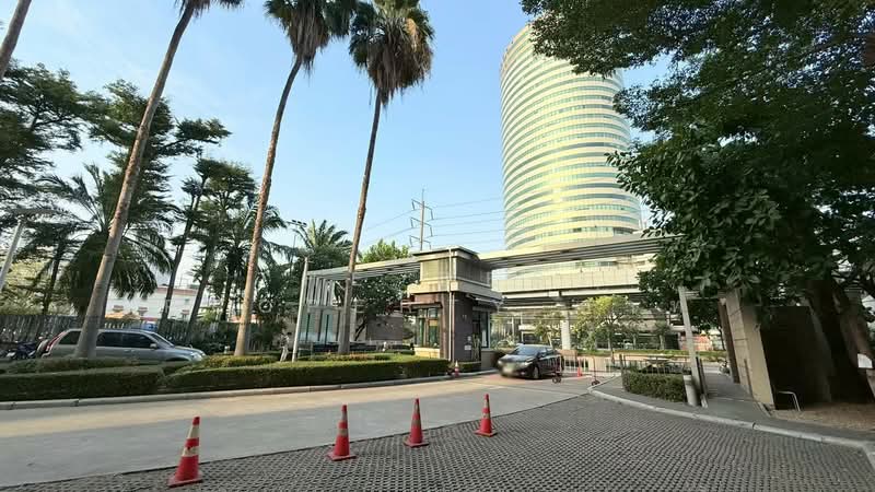 Lumpini Place Narathiwas-Chaopraya, Bangkok, 1298 Rama 3 Road, Chong Nonsi, Yan Nawa, Bangkok, 1 Bedroom, 41 sqm, Condo For Sale, by The Best Property อาท, 500276267 - DDproperty.com