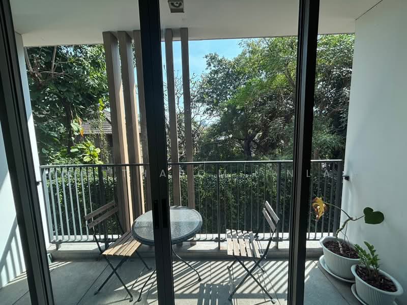 Siamese Thirty Nine, Bangkok, 68 Soi Sukhumvit 39, Sukhumvit Road, Khlong Tan Nua, Watthana, Bangkok, 2 Bedrooms, 63 sqm, Condo For Sale, by Nuttharom Linla, 500276271 - DDproperty.com