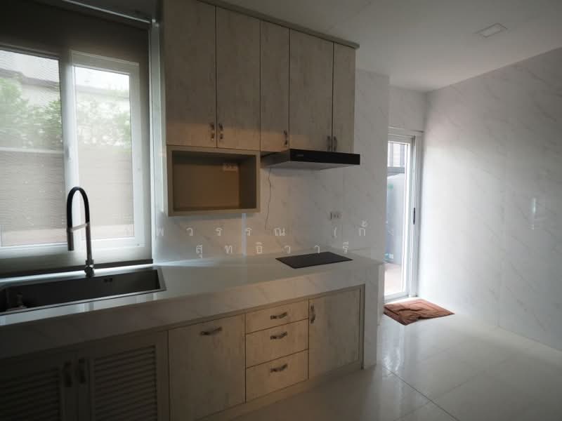 Laddarom Ekkamai-Ramintra, Bangkok, Kaset-Nawamin Road, Nuan Chan, Bueng Kum, Bangkok, 5 Bedrooms, 320 sqm, Single Detached House For Sale, by ทิพวรรณ (กั้ง) สุทธิวารี, 500276279 - DDproperty.com