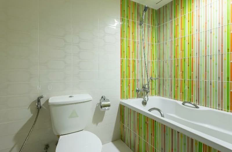 Omni Tower Sukhumvit Nana, Bangkok, 69 Sukhumvit 4 Alley, Khlong Toei, Khlong Toei, Bangkok, 3 Bedrooms, 110 sqm, Condo For Sale, by Nuttharom Linla, 500276321 - DDproperty.com