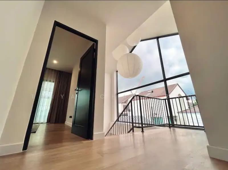 บ้านเดี่ยวหรู ปรีดีพนมยงค์ Pet Friendly, Bangkok, Phra Kanong Nua, Watthana, Bangkok, 3 Bedrooms, 300 sqm, Single Detached House For Rent, by Thiya​ Chaysabut, 500276349 - DDproperty.com