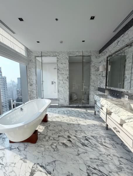 ขาย - The Ritz-Carlton Residences : เดอะ ริซท์-คาร์ลตัน เรสซิเดนเซส, กรุงเทพ