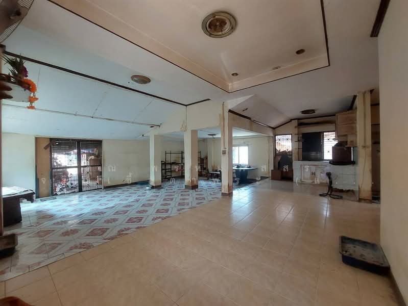 ที่ดิน + บ้านเดี่ยว 1 ชั้น 200 ตร.ว. ใกล้ซาฟารีเวิลด์ ซอยหทัยราษฎร์39 ซอยพิมทอง ถนนหทัยราษฎร์, กรุงเทพ, ถนนหทัยราษฎร์, สามวาตะวันตก, คลองสามวา, กรุงเทพ, 300 ตร.ม., บ้านเดี่ยว ขาย, โดย คุณ พรหมภัสสร เจริญเชื้อตาพระ (แพม), 500276364 - DDproperty.com