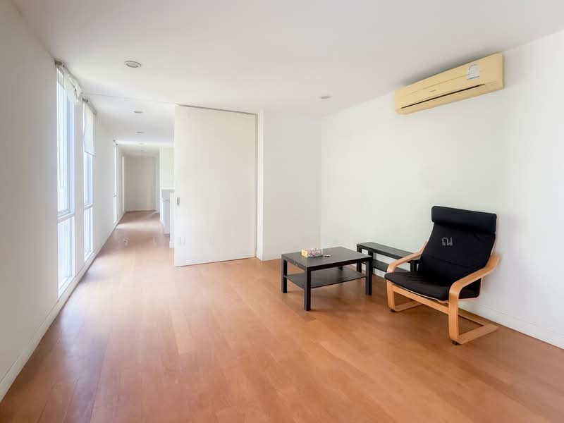 Courtyard Villa Rama 9-Wongwaen : คอร์ทยาร์ด วิลล่า พระราม 9-วงแหวน, กรุงเทพ, ถ.วงแหวนรอบนอก, สะพานสูง, สะพานสูง, กรุงเทพ, 310 ตร.ม., บ้านเดี่ยว ขาย, โดย วรเมธ นิลสุวรรณ, 500276397 - DDproperty.com