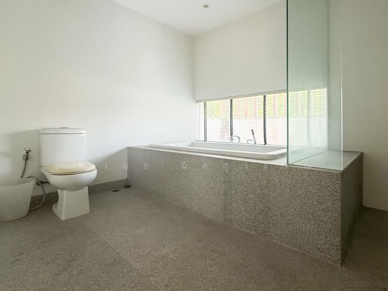 Courtyard Villa Rama 9-Wongwaen, Bangkok, Outer Ring Road, Saphan Sung, Saphan Sung, Bangkok, 3 Bedrooms, 310 sqm, Single Detached House For Sale, by วรเมธ นิลสุวรรณ, 500276397 - DDproperty.com