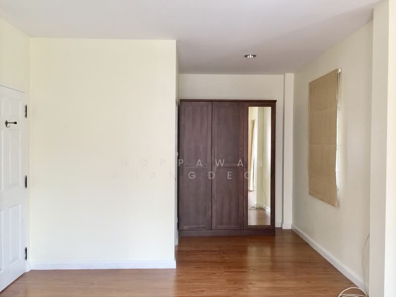 ให้เช่า บ้านเดี่ยว 2 ชั้น ถนนพหลโยธิน ใกล้ มหาวิทยาลัยกรุงเทพรังสิต, ปทุมธานี, คลองหนึ่ง, คลองหลวง, ปทุมธานี, 150 ตร.ม., บ้านเดี่ยว ให้เช่า, โดย Noppawan Ruangdech, 500276405 - DDproperty.com