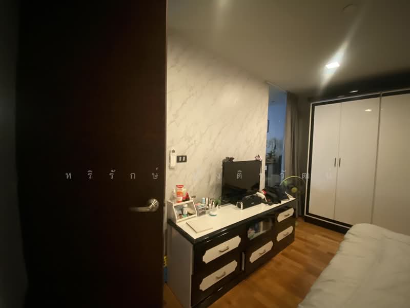 Quad Silom, Bangkok, 63 Soi Pipat 2, Silom Road, Suriyawong, Bang Rak, Bangkok, 1 Bedroom, 55 sqm, Condo For Sale, by หริรักษ์ ตั้งติรวัฒน์, 500276460 - DDproperty.com